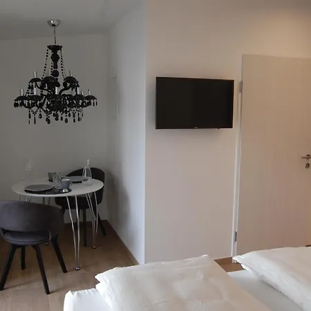 Myquartier Luxury Hideaways *