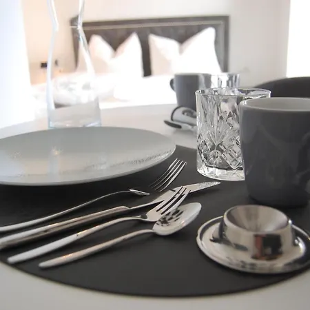 Myquartier Luxury Hideaways Digital Self Check In מלון דירות אינסברוק